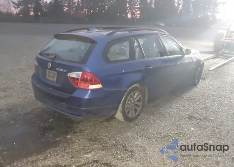 2007 BMW 328Xi из США, поврежденный, VIN WBAVT73537FZ36907